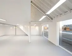 y蹆臲N,湕